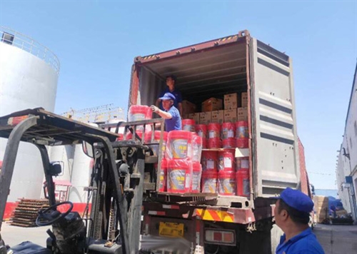 金雪馳高品質(zhì)潤滑油“潤”動(dòng)中亞市場(chǎng)